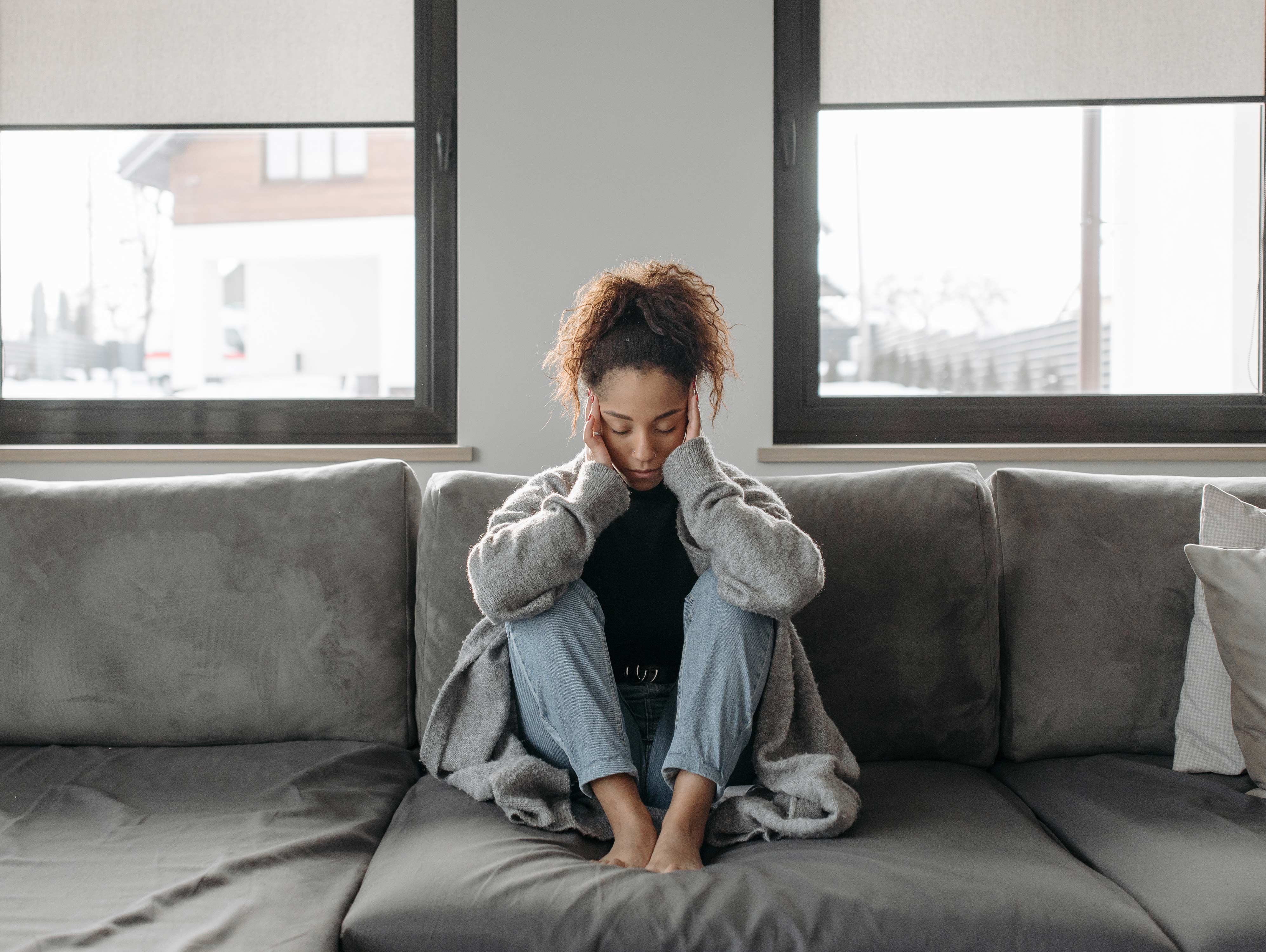 Image credit: https://www.pexels.com/photo/man-hands-waiting-senior-33786/