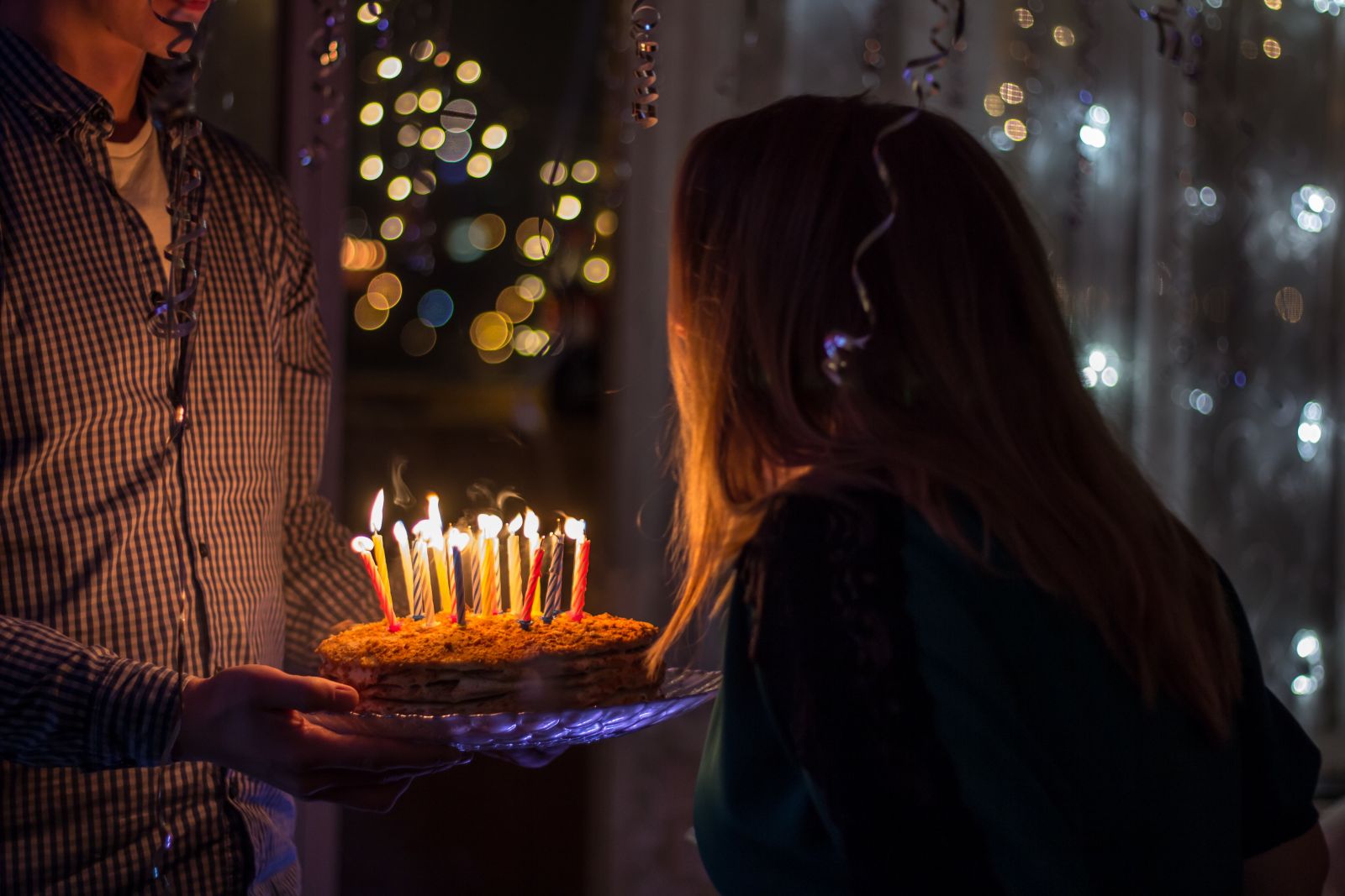 Como organizar uma festa em que vai receber um paciente de perda auditiva